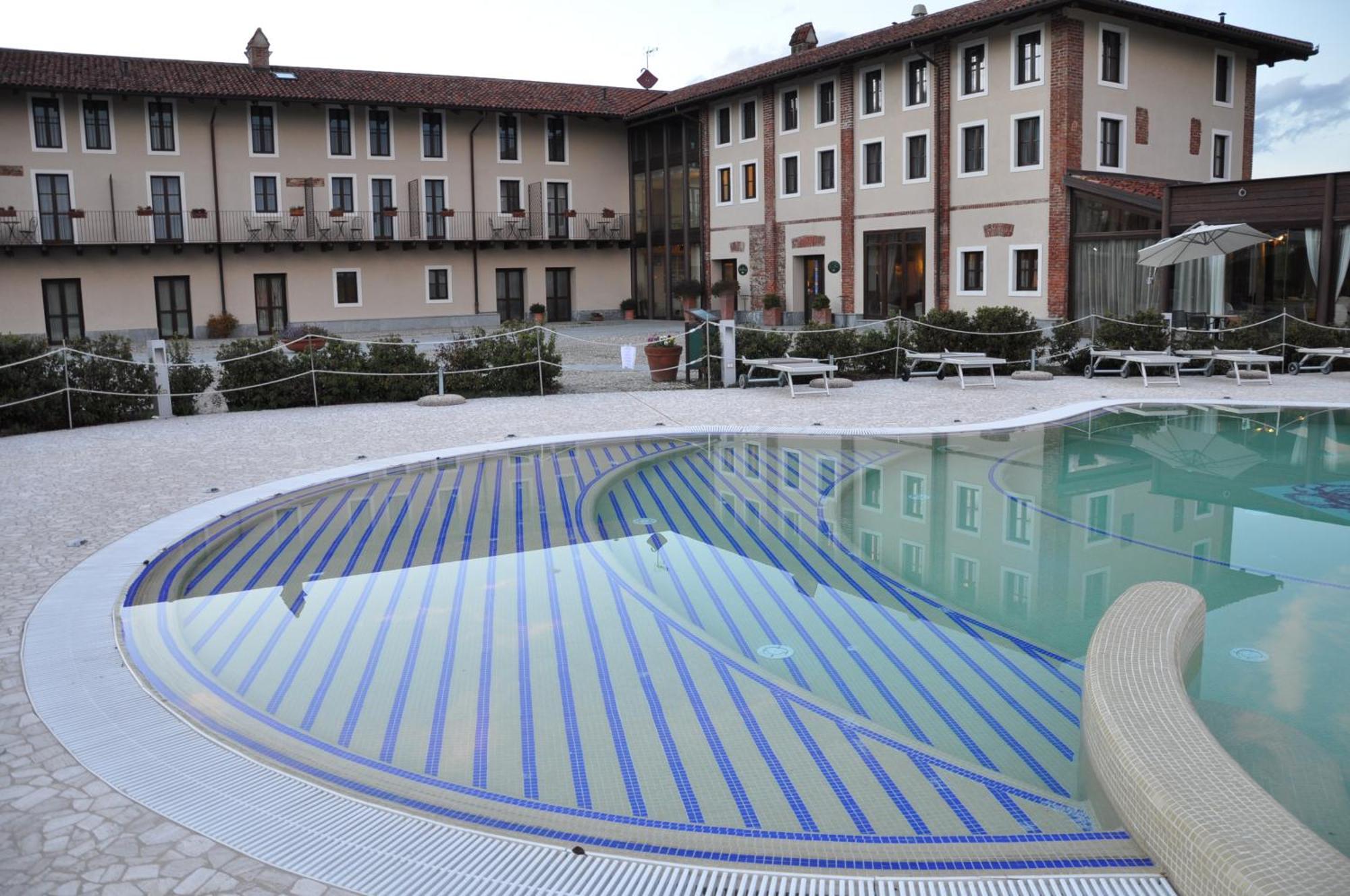 Relais Bella Rosina Pool & Spa La Cassa Exteriér fotografie