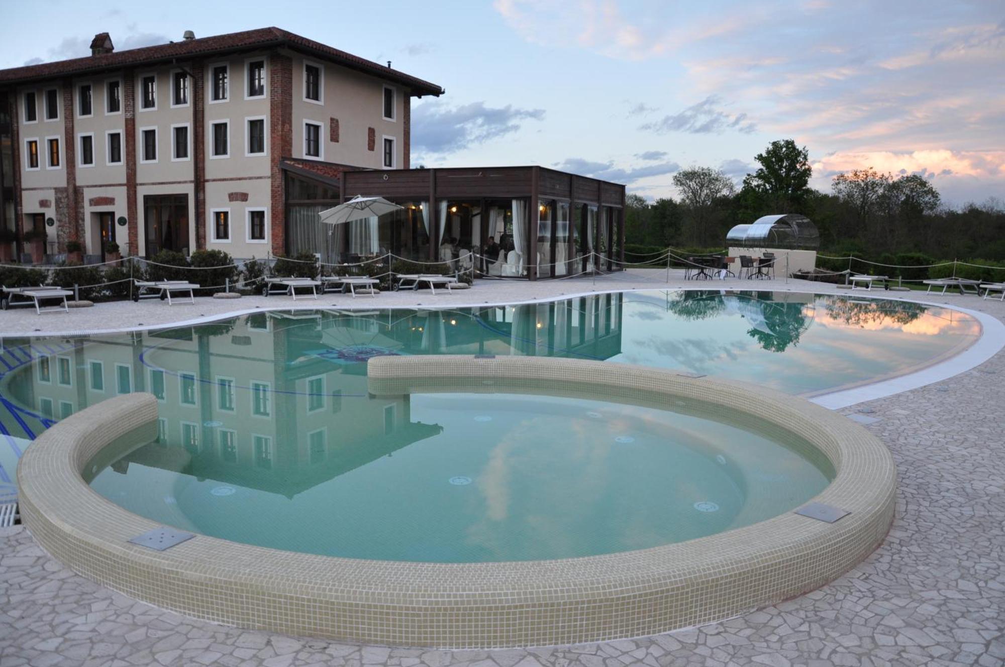Relais Bella Rosina Pool & Spa La Cassa Exteriér fotografie